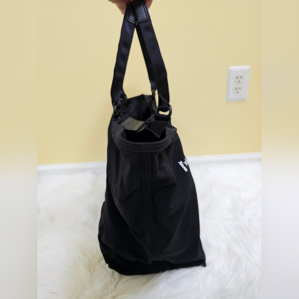 THE MARC JACOBS Logo Canvas Tote - Picture 5 of 17